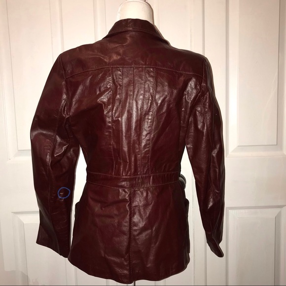 SOLD🦋 Vintage 1970s Burgundy Leather Jacket - Picture 2 of 7